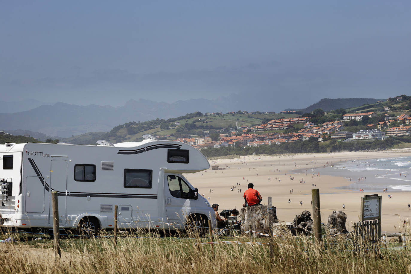 Fotos: Las autocaravanas toman Cantabria