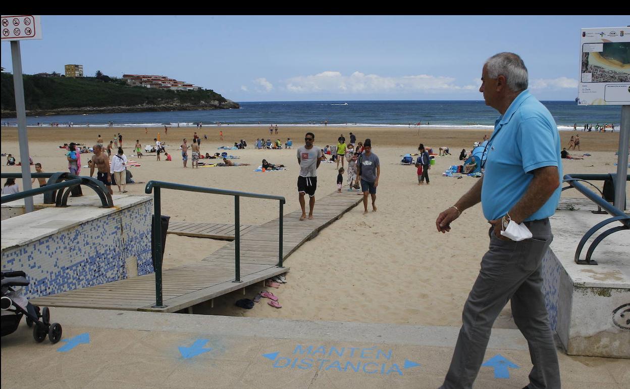 El tiempo da una tregua a las playas