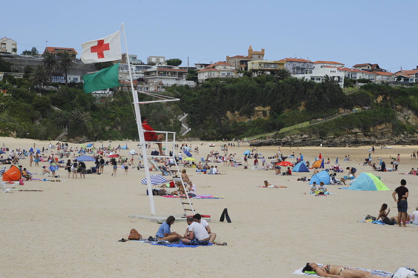 Fotos: Las playas de Cantabria este sábado