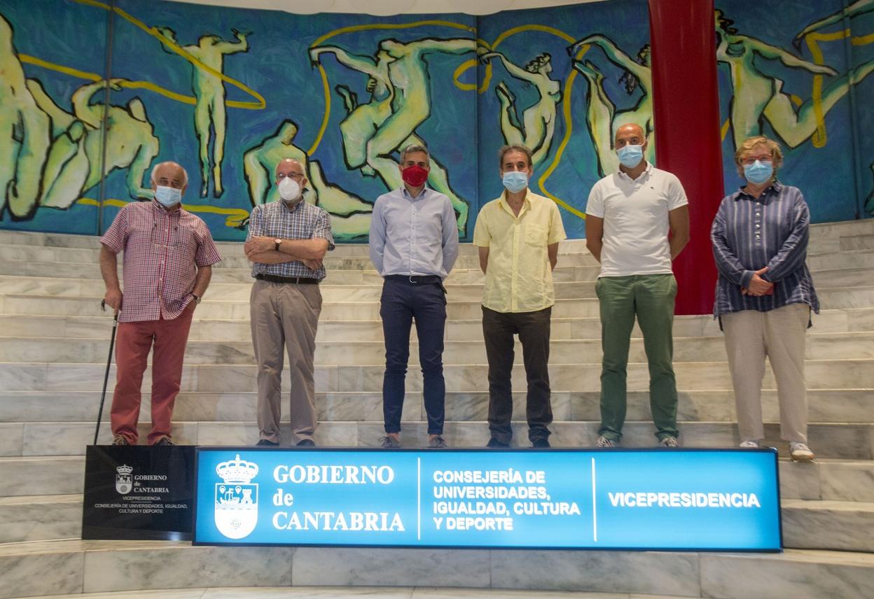 Faustino Cuevas, Juan Manuel Puente, Pablo Zuloaga, José Antonio Andrés, Raúl Fernández y Gema Agudo en el Palacio de Festivales. CELEDONIO