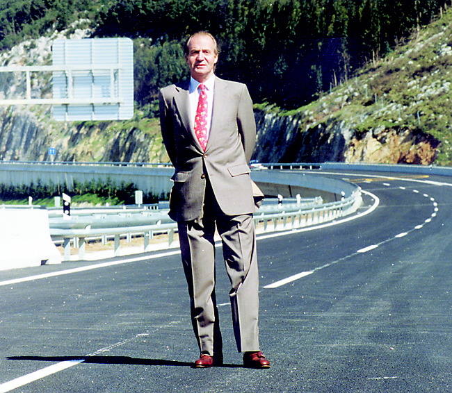 El Rey Juan Carlos I visitó Cantabria en 1995 para asistir a la inauguración de la autovía de Santander-Bilbao