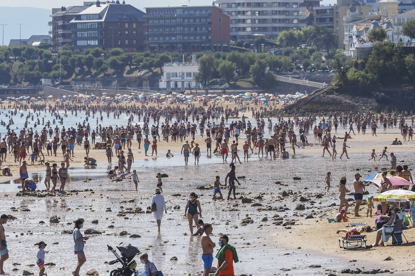 Fotos: Playas llenas de nuevo