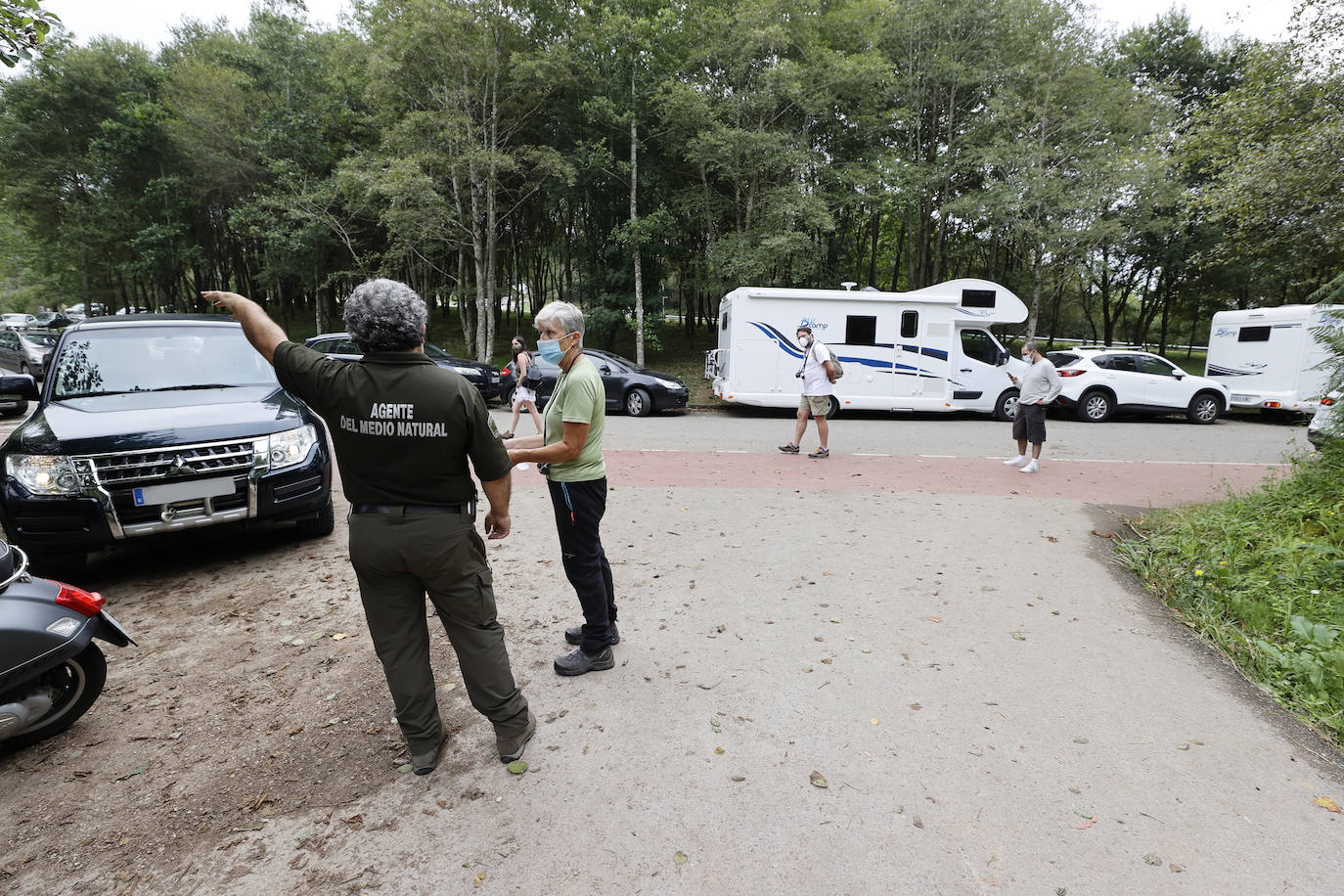 Fotos: Los vándalos roban las señales de las sendas del entorno del Bosque de las Secuoyas