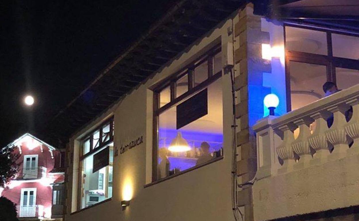 'La Terrazuca' de Comillas cierra al público por un posible caso de coronavirus entre los miembros de la plantilla