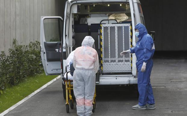 El ritmo de contagios sigue en aumento, con 128 casos más en Cantabria y especial incidencia en mayores de 65 años