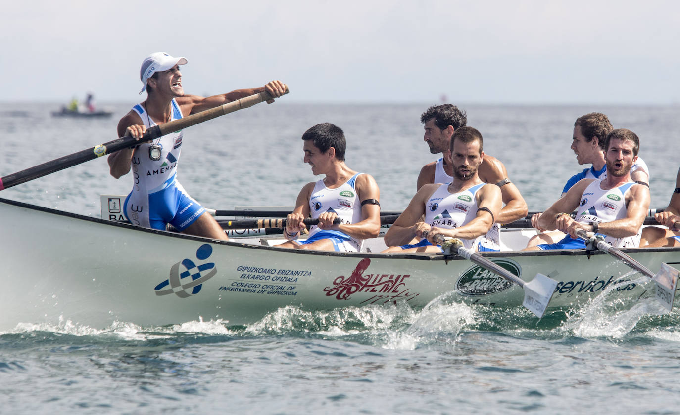 Fotos: &#039;La Pedreñera&#039; se impone en la Bandera Marina de Cudeyo