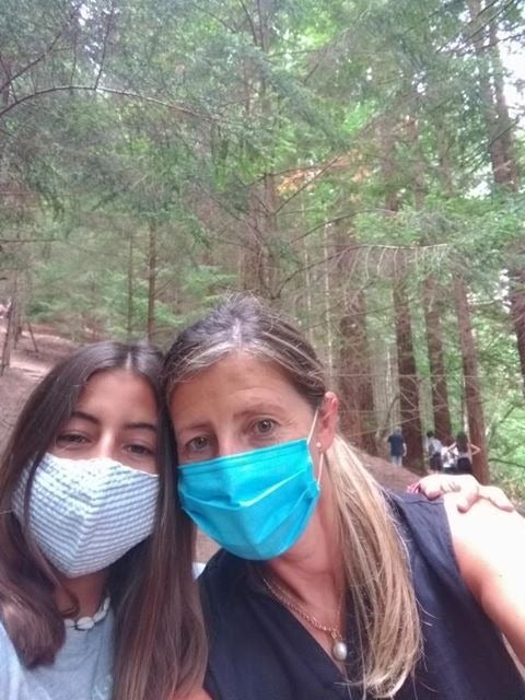 «En el bosque de secuoyas de Cabezón de la Sal». 