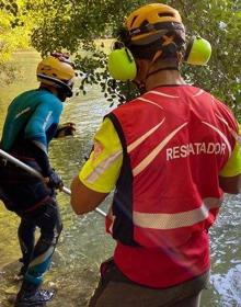 Imagen secundaria 2 - El cuerpo hallado en el Ebro es el del pescador de 70 años desaparecido el martes