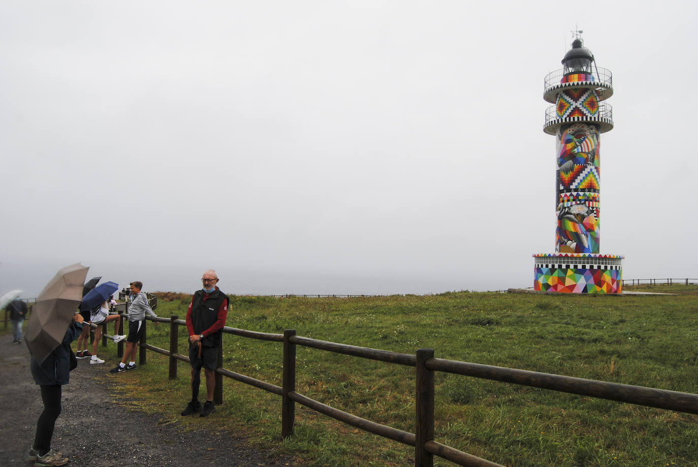 Fotos: Inauguración del faro de Ajo con la intervención de Okuda