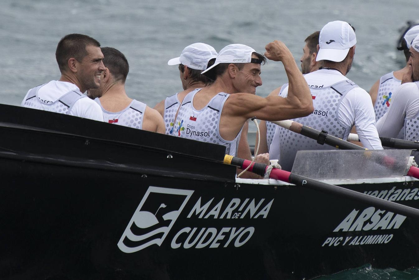 Pedreña y Castreña, líderes de las dos categorías de la ARC, se imponen en aguas de Castro Urdiales.