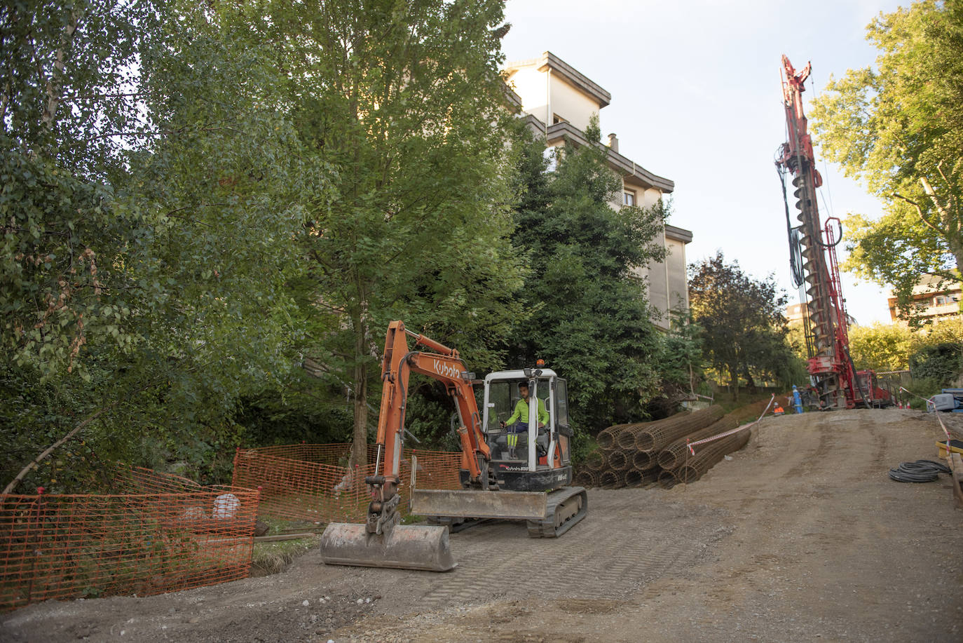 Los trabajos para recuperar el viejo acceso por El Sardinero tardarán tres meses en alcanzar la infraestructura original