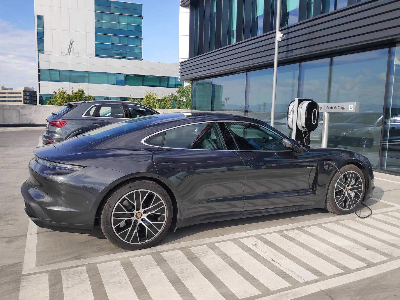 Fotos: Fotogalería: Porsche Taycan Turbo