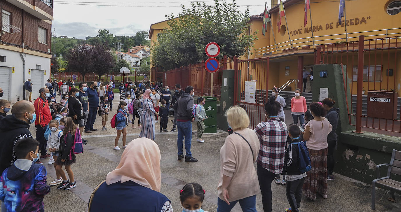 Así ha sido la 'vuelta al cole' en Torrelavega.