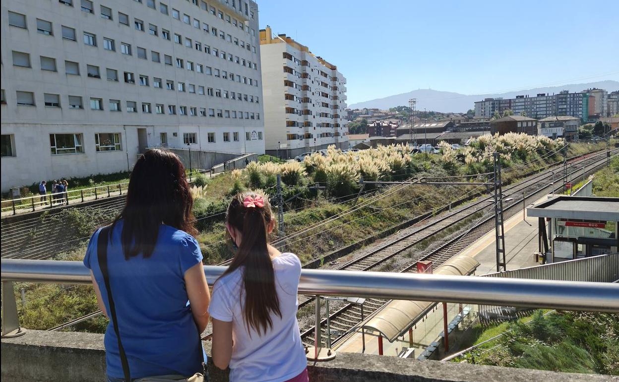 Camargo confía en que las obras del cubrimiento de las vías del casco urbano de Maliaño-Muriedas comiencen a finales de 2021