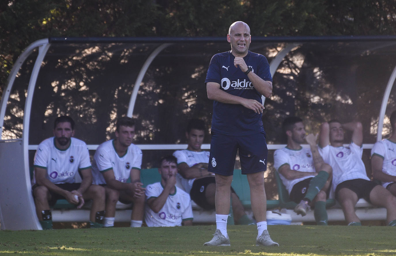 Fotos: El Racing se lleva el primer ensayo de pretemporada