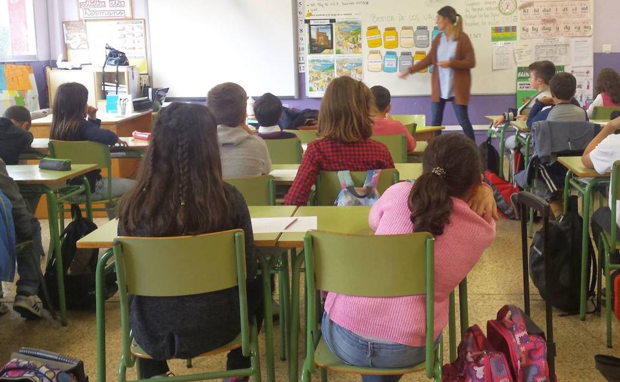 Cantabria es una de las cinco comunidades que carece de legislación para la protección de los menores trans en el colegio