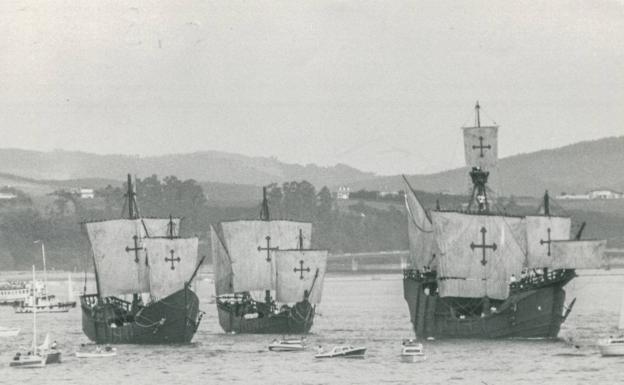 El 7 de octubre de 1978, los galeones entrando en la bahía de Santander. 