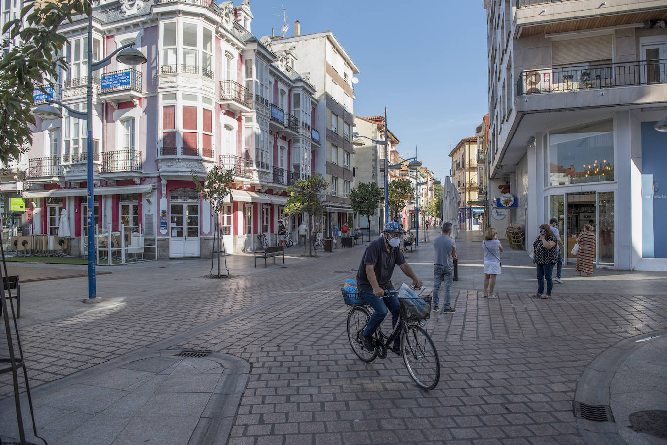 Fotos: Así vivió Santoña su último día de confinamiento