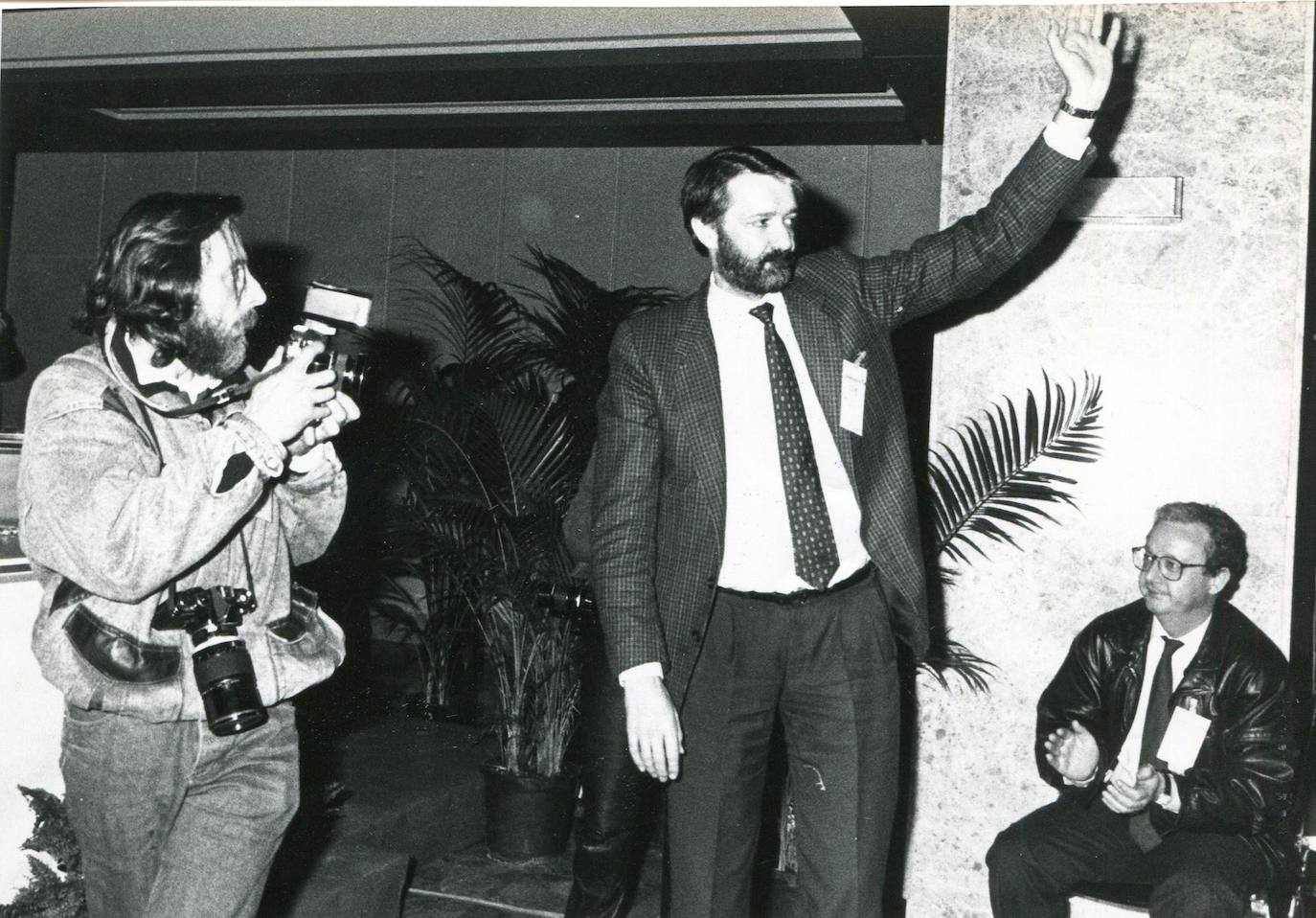 1988. Con Chiqui Benegas en el V Congreso del PSOE cántabro.