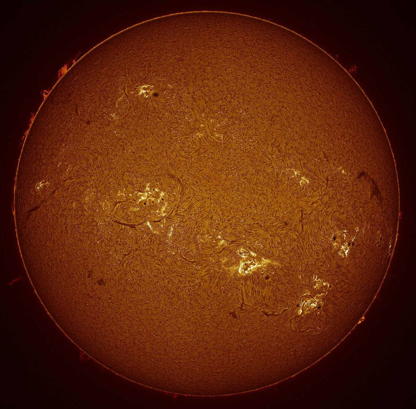 Imagen tomada desde el Observatorio Astronómico de La Cantabria, en La Lora.