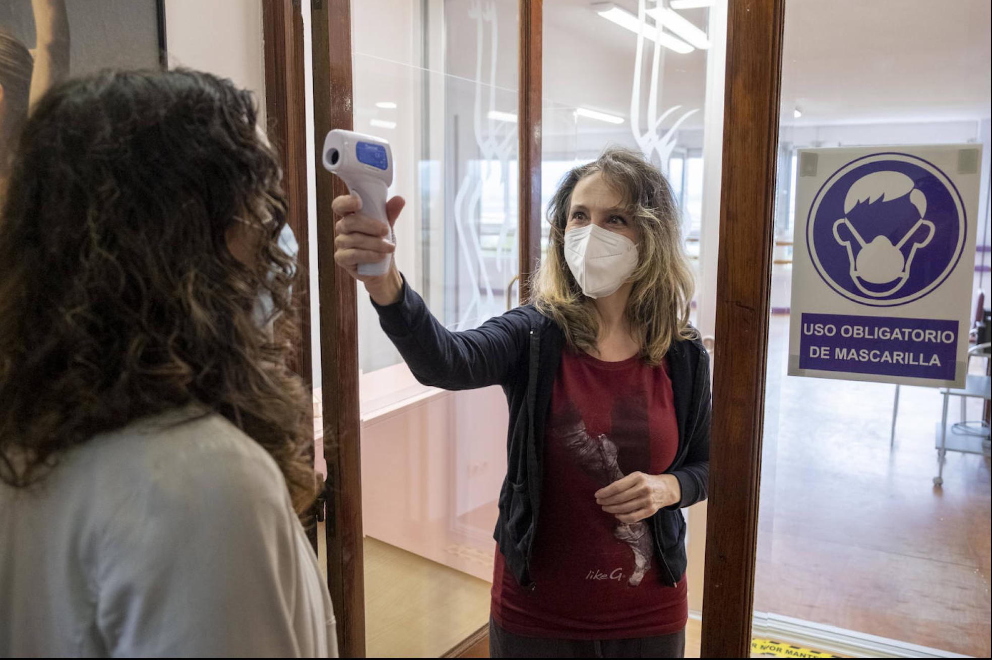  María Luisa Martín, ayer, en el aula de su Escuela de Danza ubicada en Cazoña. 