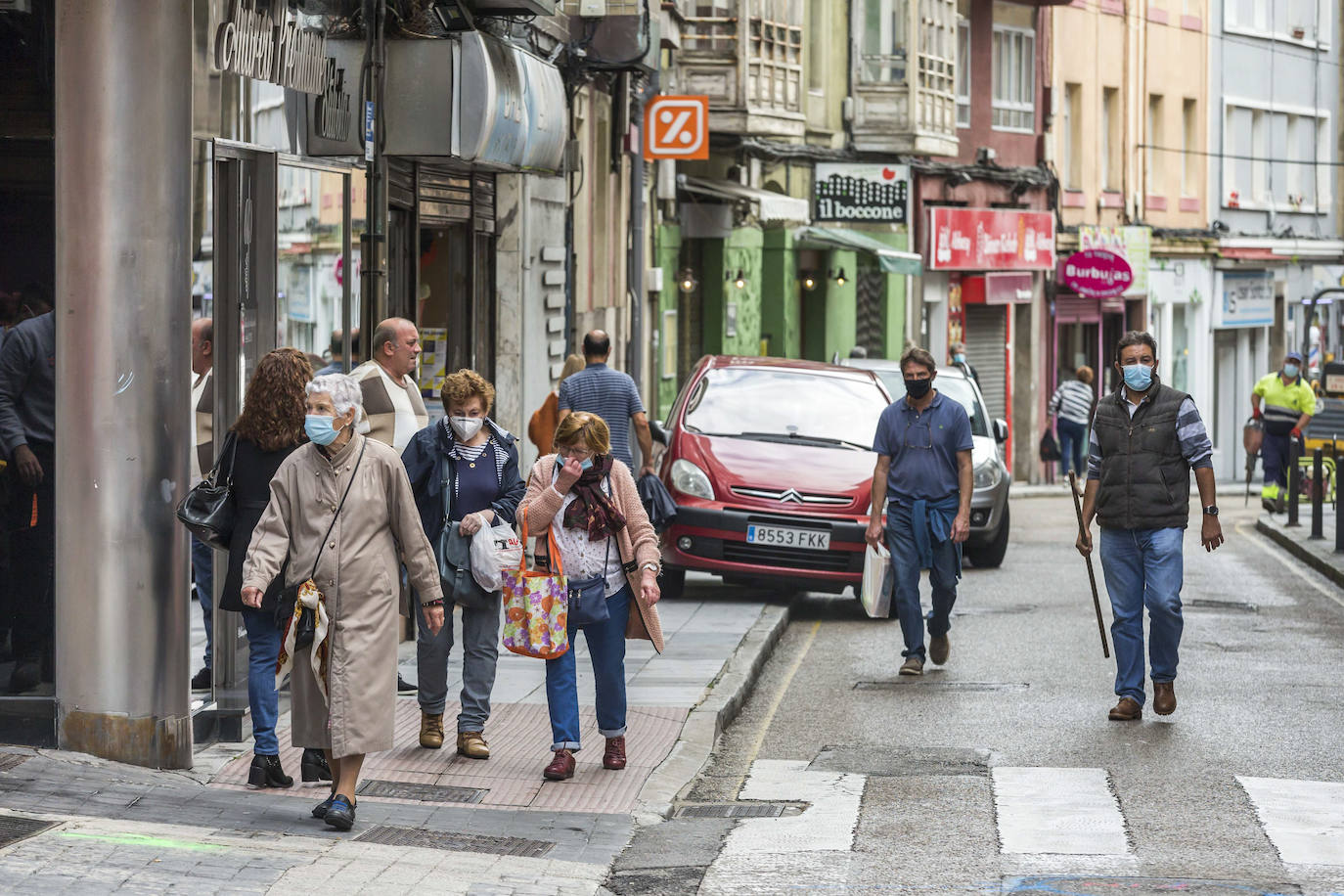 Ya han comenzado las obras para la peatonalización de la calle San Luis en Santander.