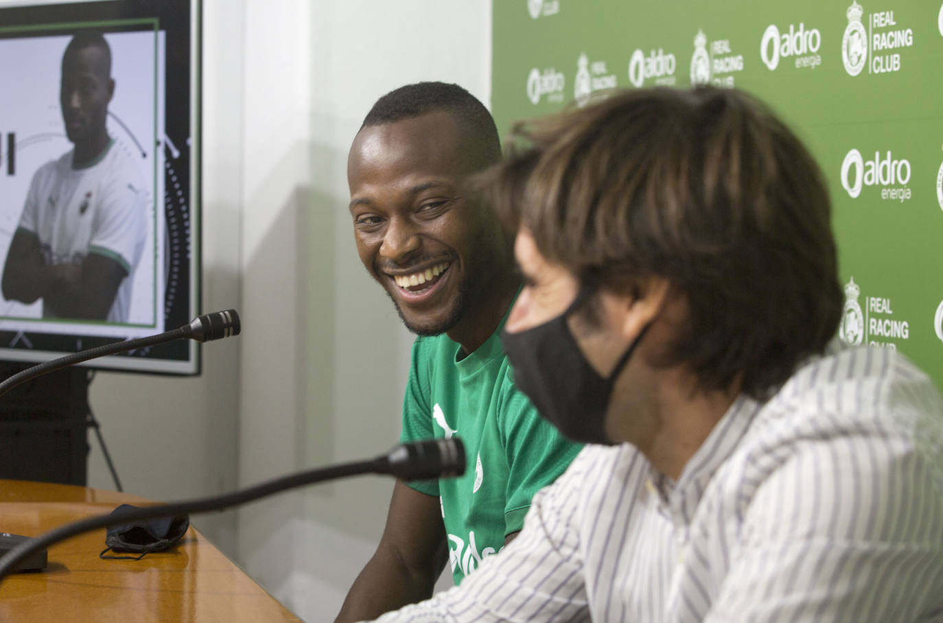 Cedric ha sido presentado como nuevo jugador del Racing