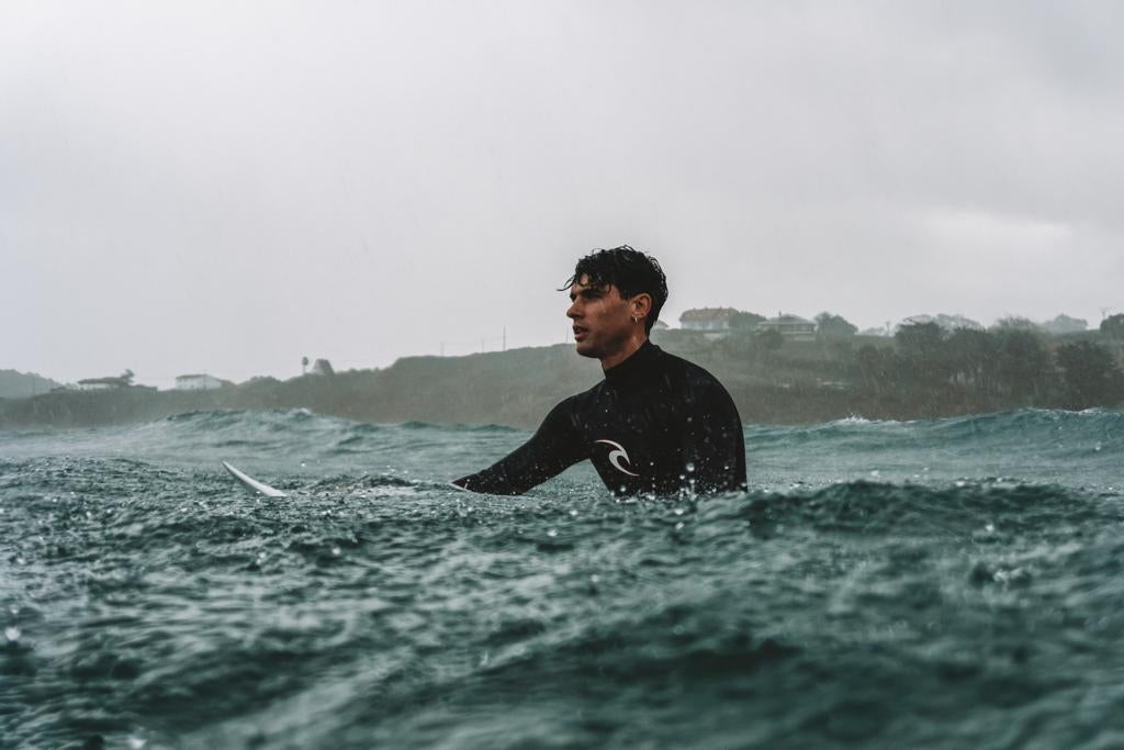 Los amigos y modelos descubrieron nuevos rincones de la región, al tiempo que practicaron surf, deportes de aventura y probaron platos típicos.