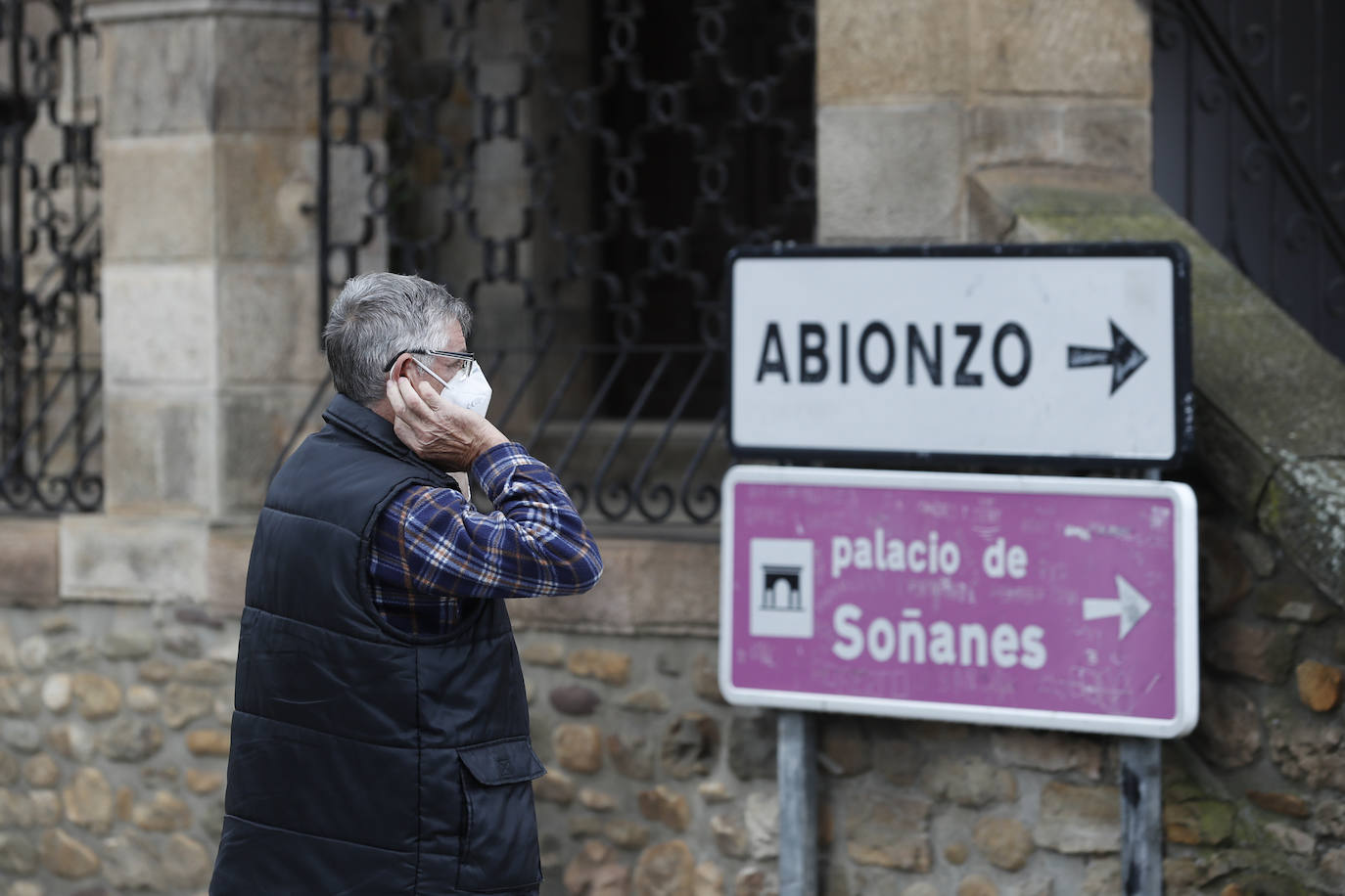El centro ha derivado a los residentes afectados a Suances y ha habilitado una planta entera para los nuevos contagios que puedan registrarse 