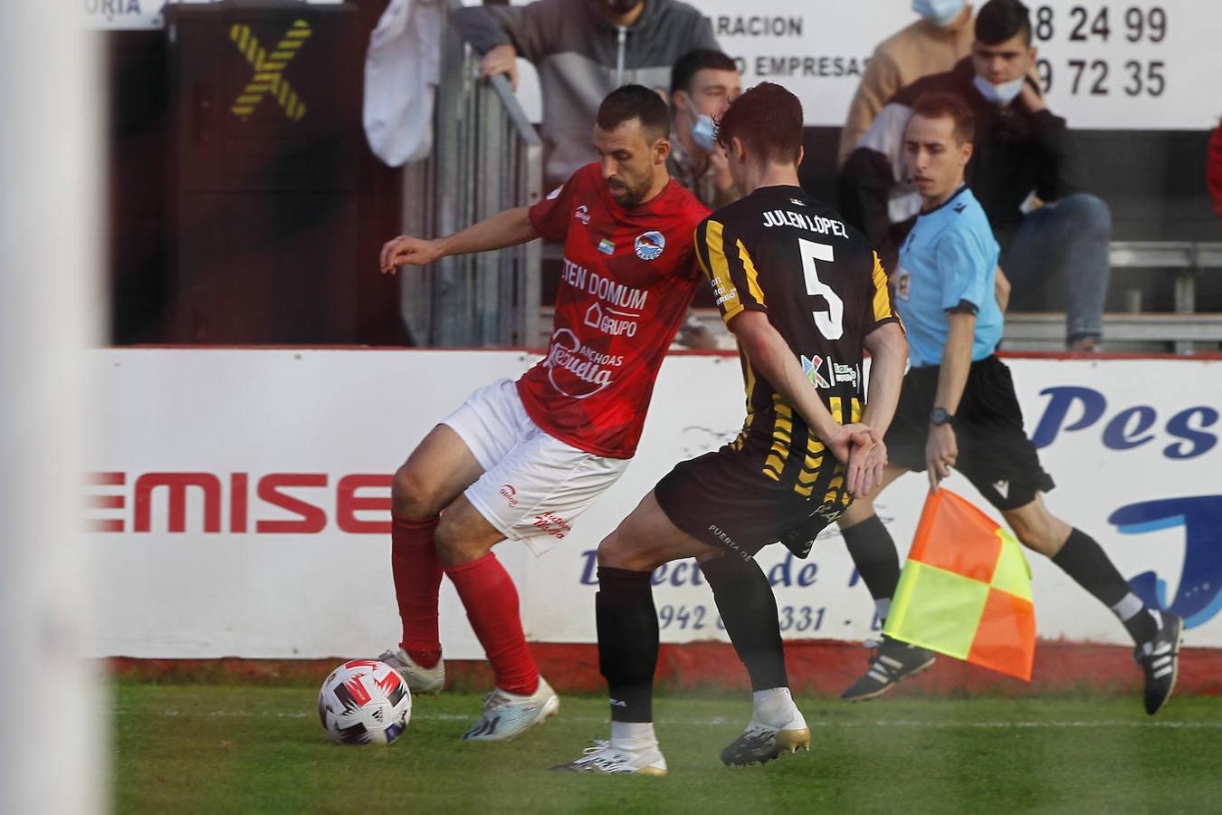 El equipo pejino ganó ante sus aficionados en el regreso del fútbol de Segunda B a los canpos de San Lorenzo