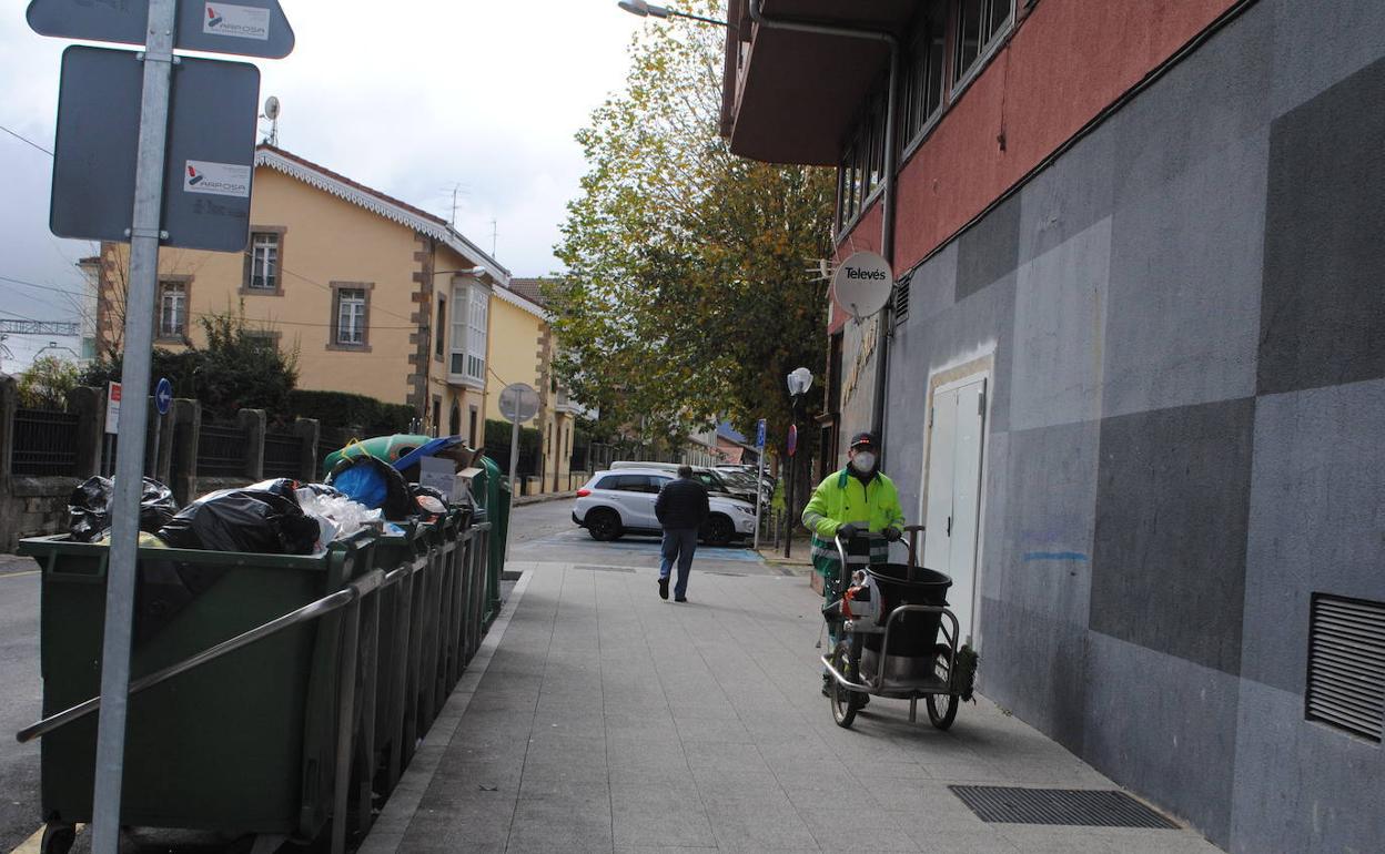 El servicio actual de recogida de basuras en Reinosa lo presta la UTE Las Fuentes. 