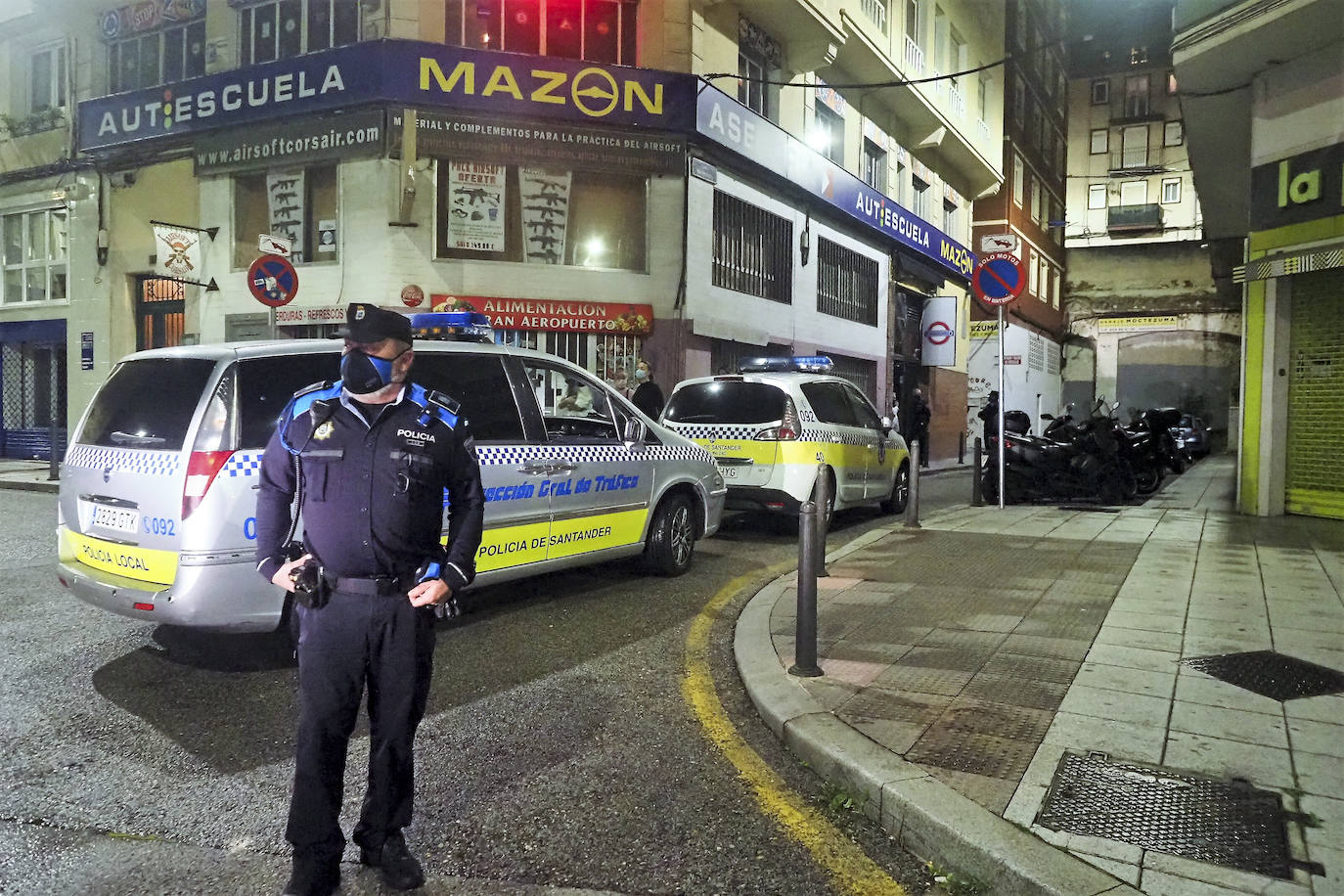 La noche del viernes y la madrugada de este sábado ha transcurrido sin incidentes en Santander.