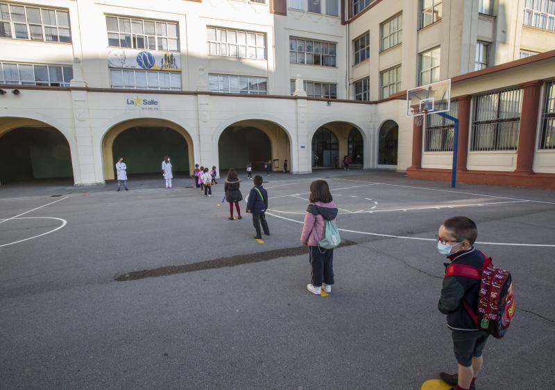 Fotos: Vuelta al colegio tras el caos del calendario escolar