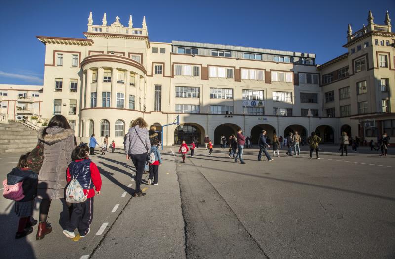 Fotos: Vuelta al colegio tras el caos del calendario escolar