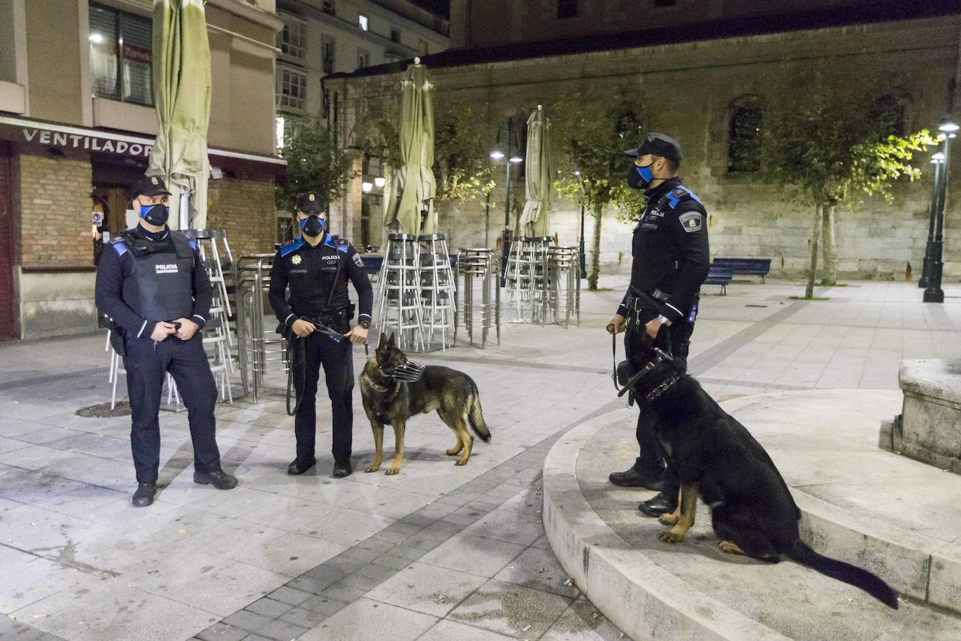 El toque de queda dejó vacias las calles de Santander