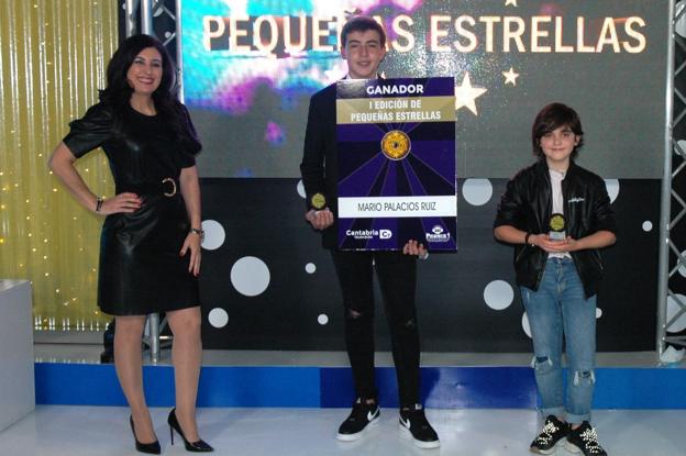 Ana López, directora de 'Prones 1, ha presentado el programa, junto a Mario y Álvaro. 