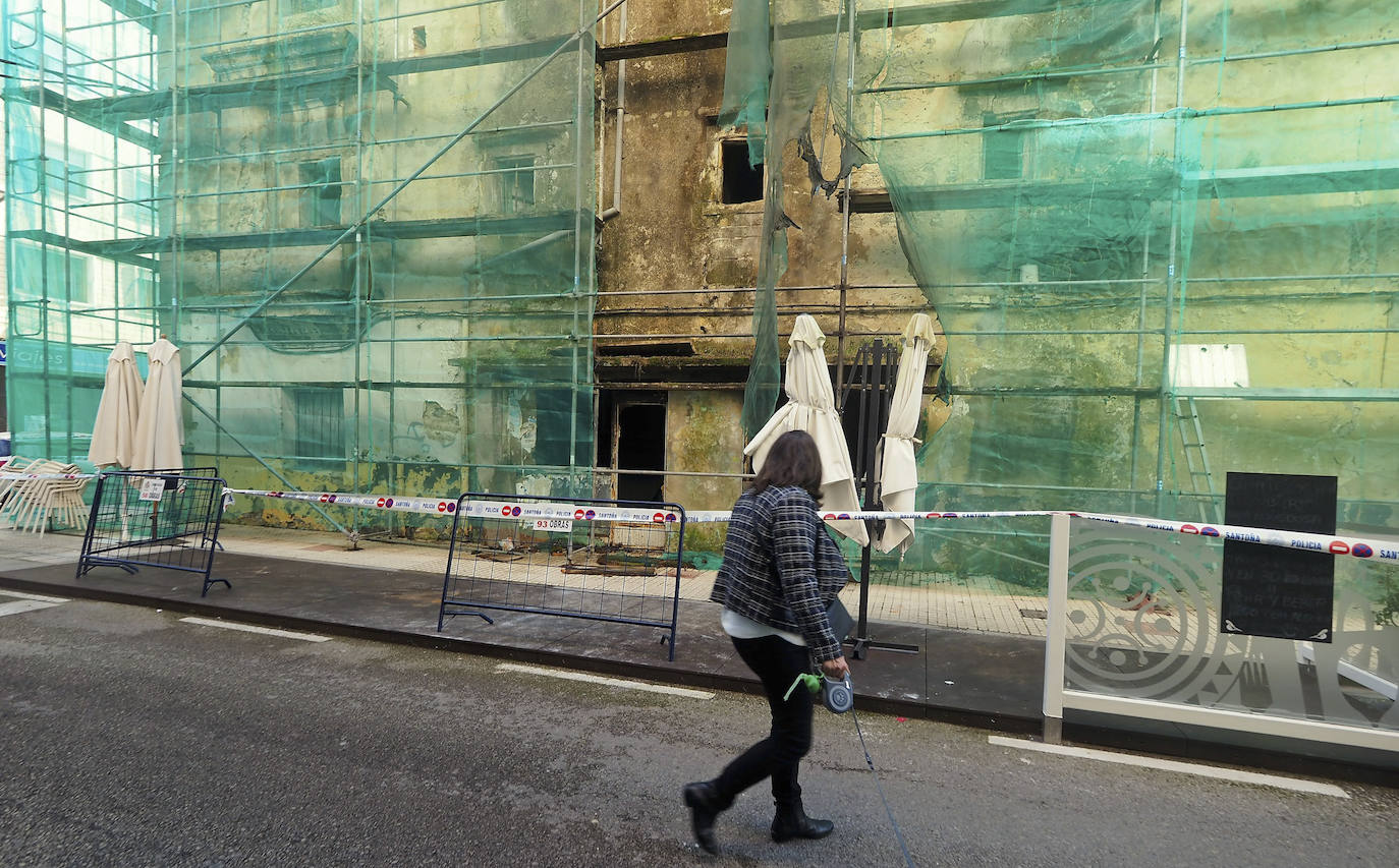 Un incendio en la madrugada del domingo daña el Palacio de Chiloeches en Santoña