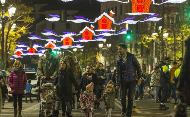 El Banco Santander se hará cargo de la iluminación navideña de varios puntos de la ciudad