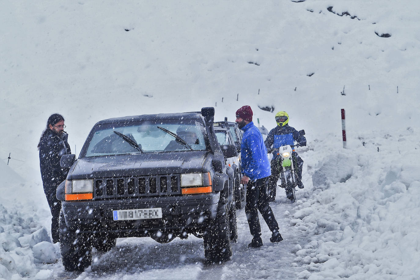 Fotos: La nieve cubre Campoo