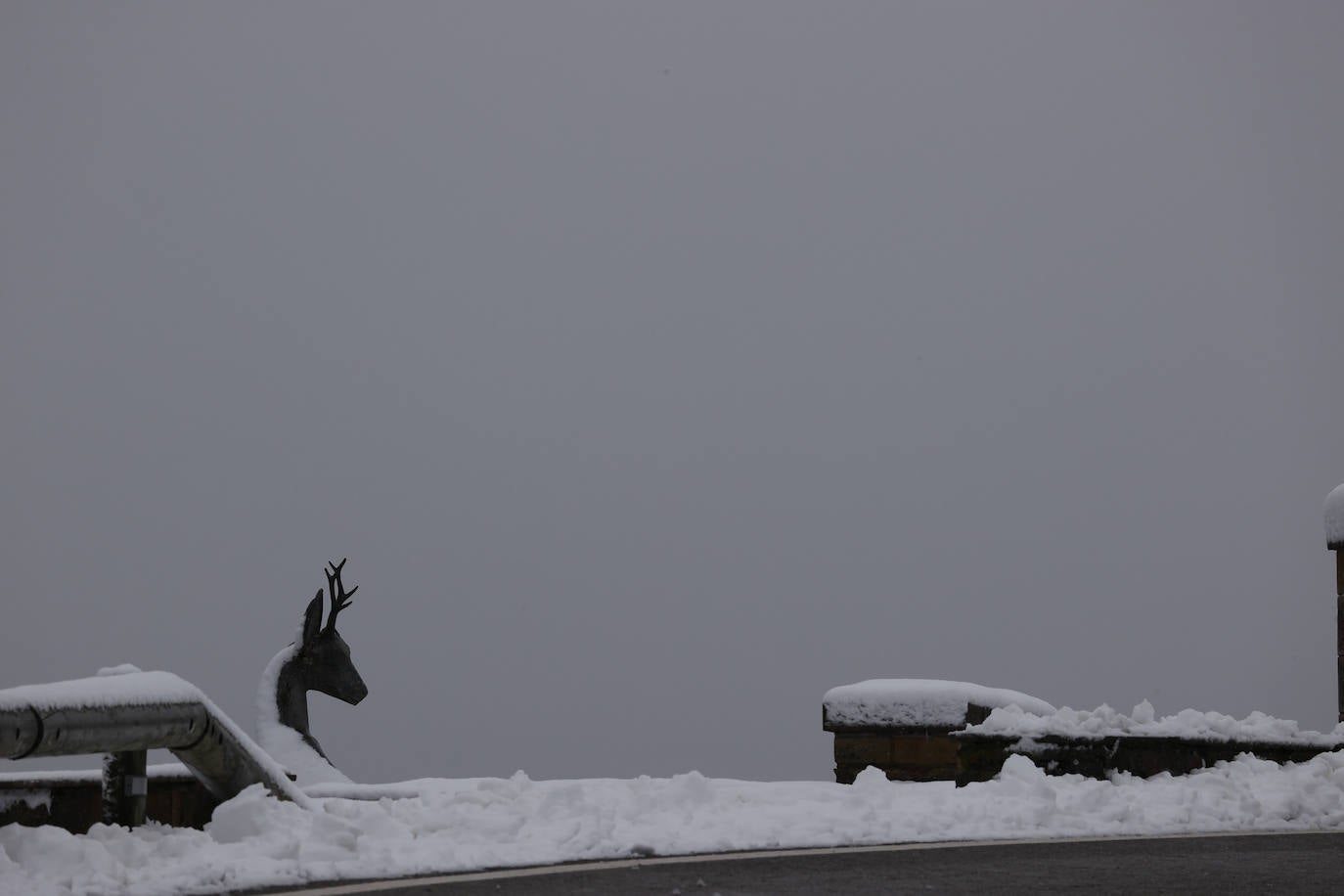 Fotos: &#039;Dora&#039; trae viento, lluvia y nieve a Cantabria