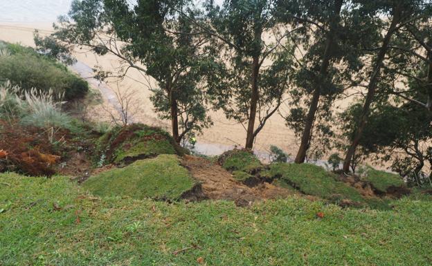 Imagen principal - Imágenes del argayo desde Reina Victoria y desde la Playa de Los Peligros