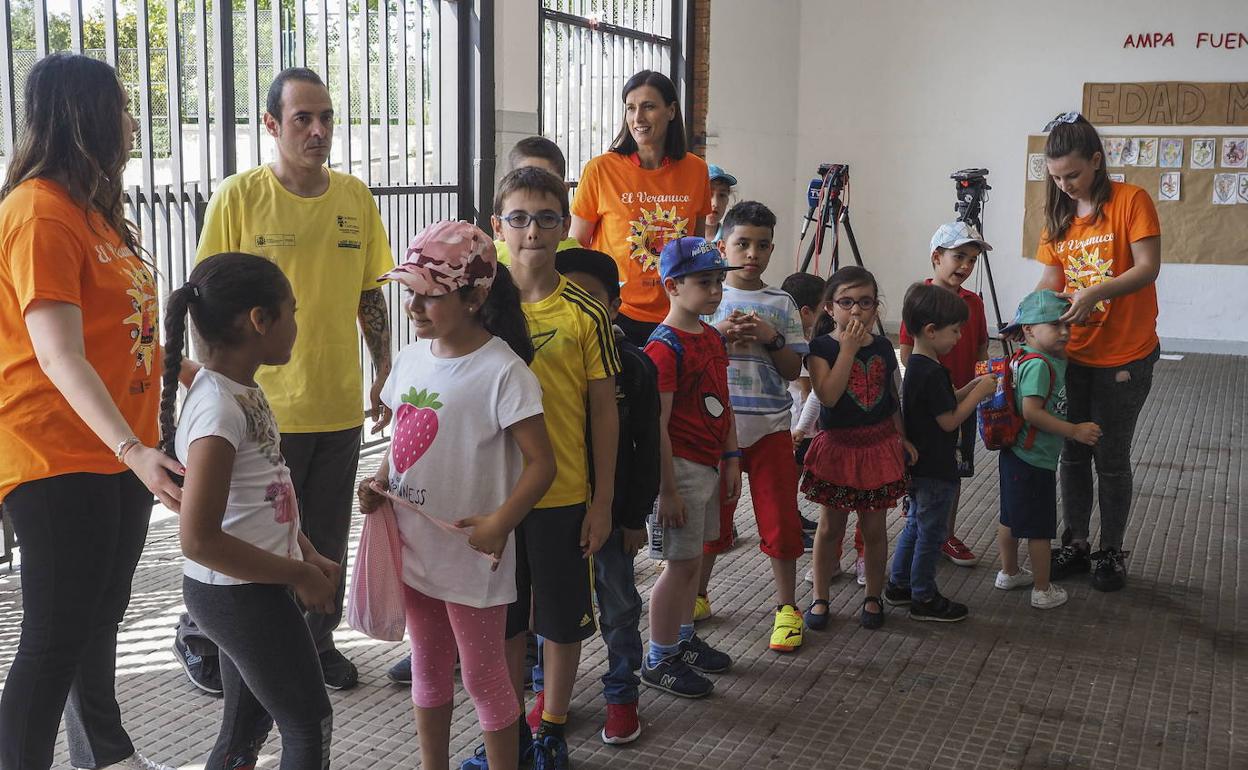 Imagen de un niños asistentes a una de las últimas ediciones del Veranuco.