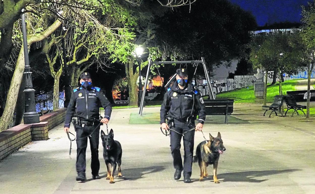 La Policía y el coronavirus frenan la 'champanada'