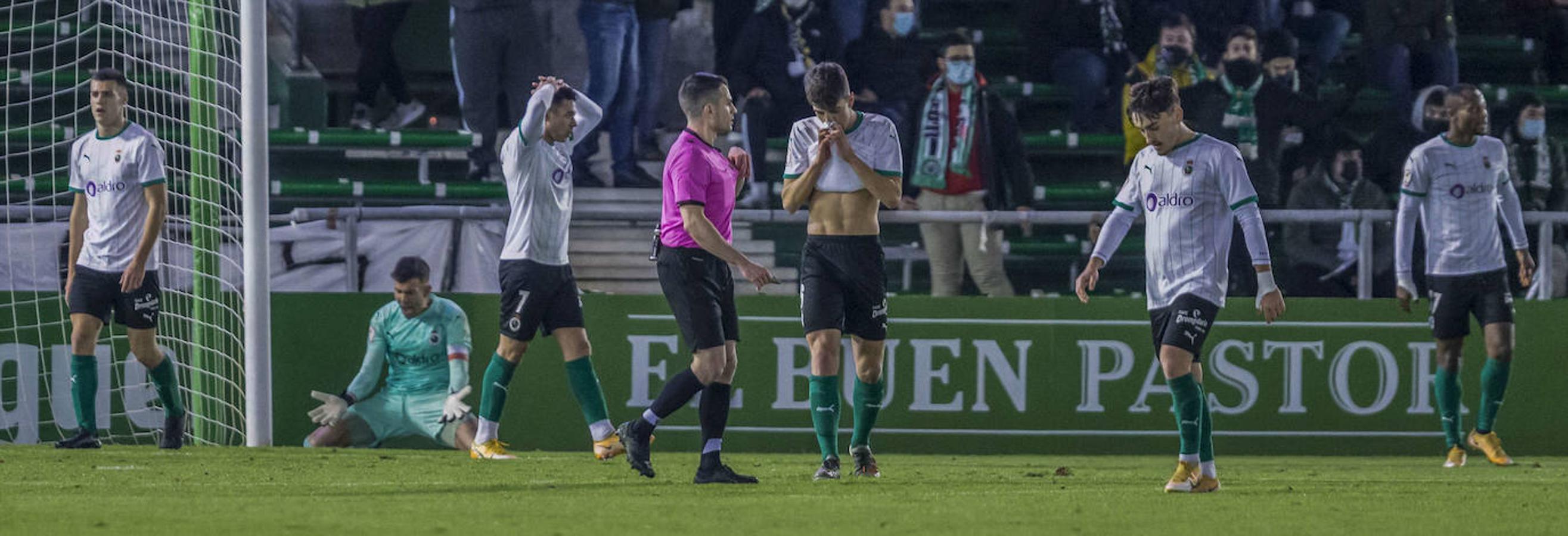 El Racing agrava su crisis tras caer de nuevo contra el Real Unión en El Sardinero.