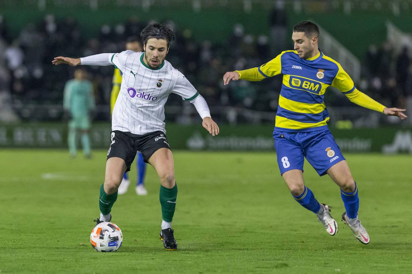 El Racing agrava su crisis tras caer de nuevo contra el Real Unión en El Sardinero.