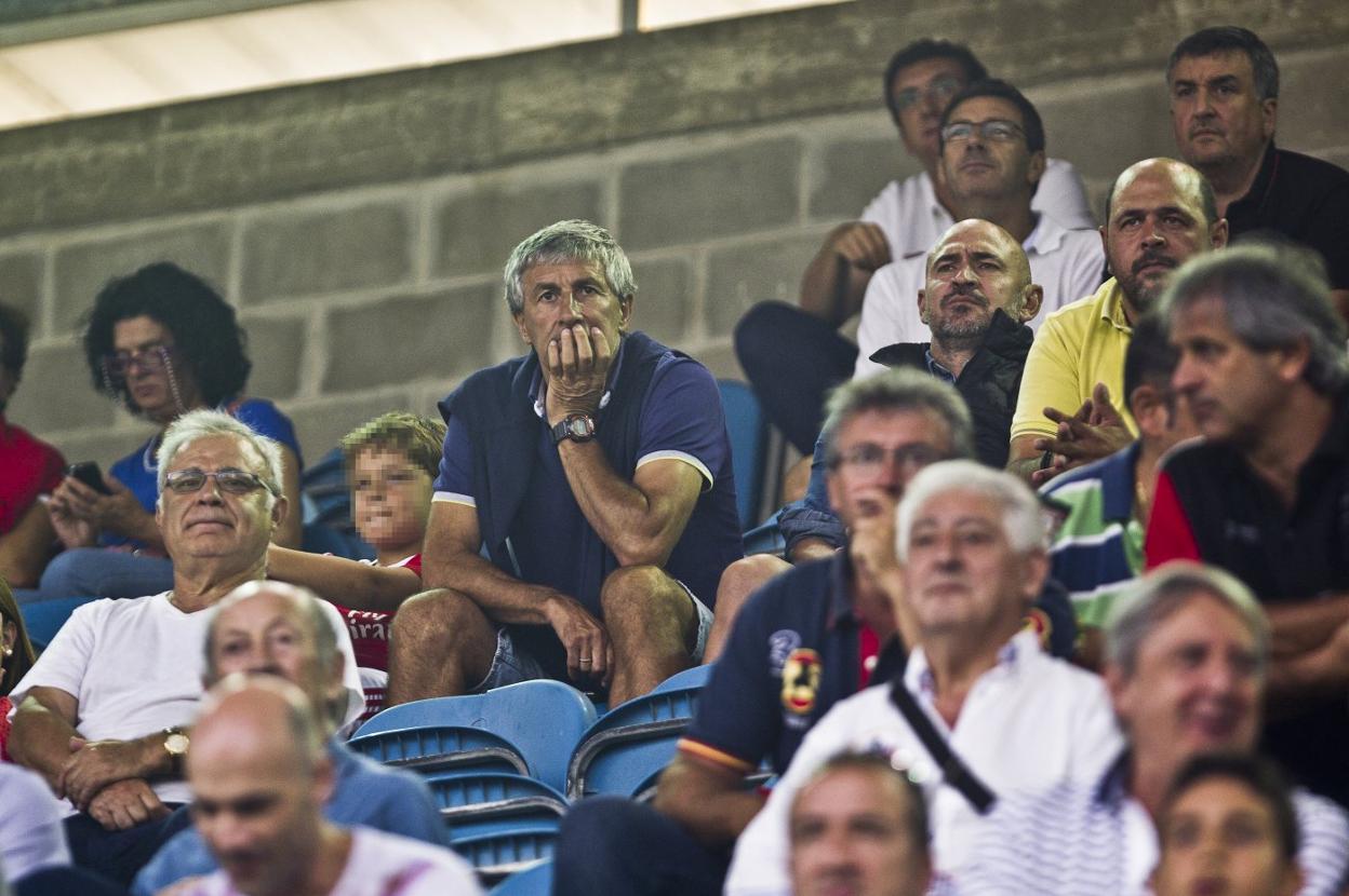 Quique Setién y Esteban Torre, en una imagen de archivo. El miércoles pasado también vieron juntos el Racing-Real Unión. 