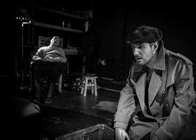 Imagen secundaria 1 - Ábrego estrena &#039;Blanco Roto&#039;, una mirada documental a la Guerra Civil y la memoria colectiva