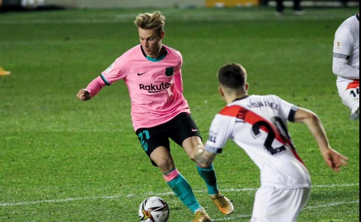 Frenkie de Jong, en el choque copero ante el Rayo. 