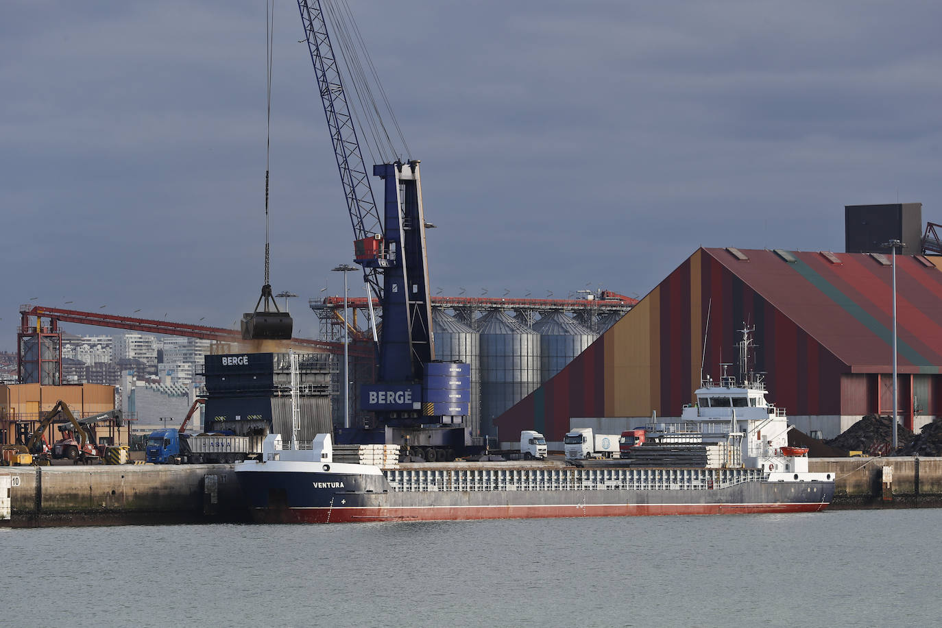 Fotos: El Puerto de Santander, desde dentro