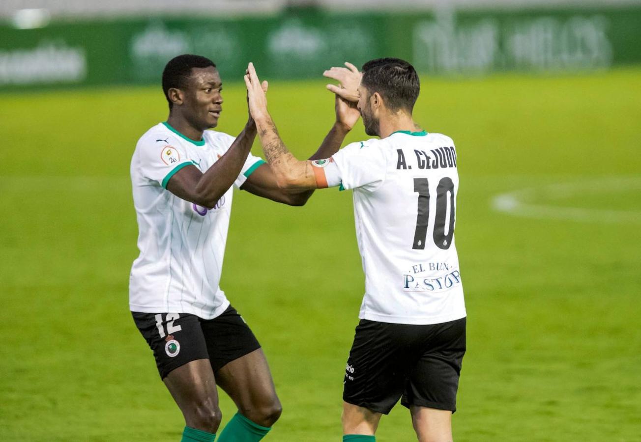 El Racing se ha impuesto al Leioa en El Sardinero gracias a los goles de Jon Ander y Cejudo.